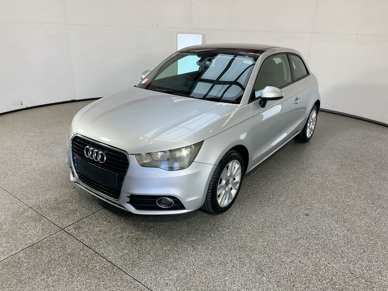 2011 Audi A1 1.6 TDI AMBITION 8X Turbo Diesel Automatic 