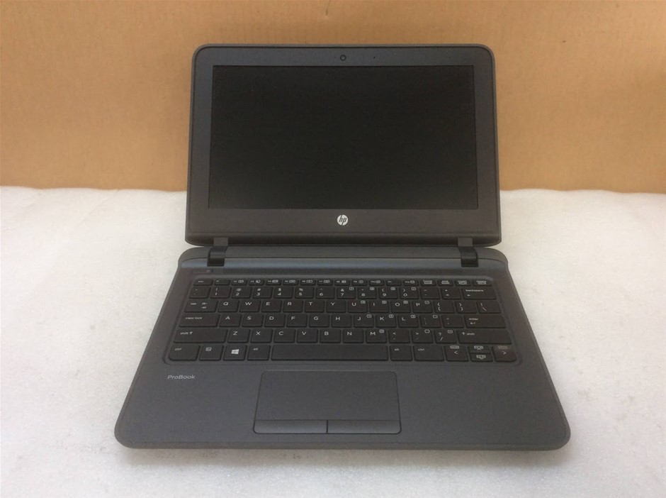 HP ProBook 11 G1 Laptop i3-5005U 4GBRAM/128GB Black