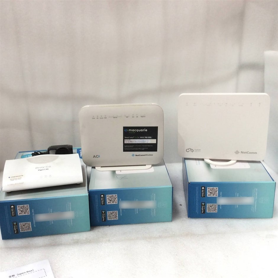 NetComm NF18MESH Router + NetComm AC Wi-Fi Gateway Router 