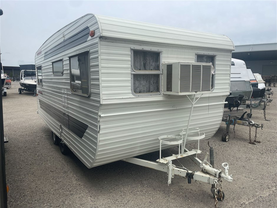 1981 YORK Caravan