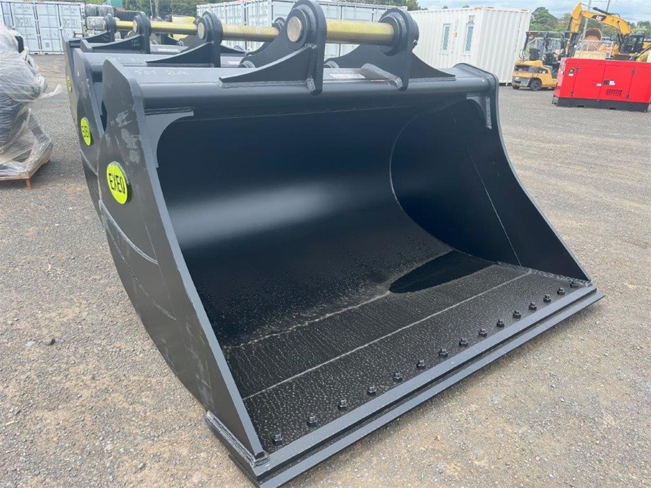 2400mm Mud Bucket to Suit 45T-55T Excavator(Unused)