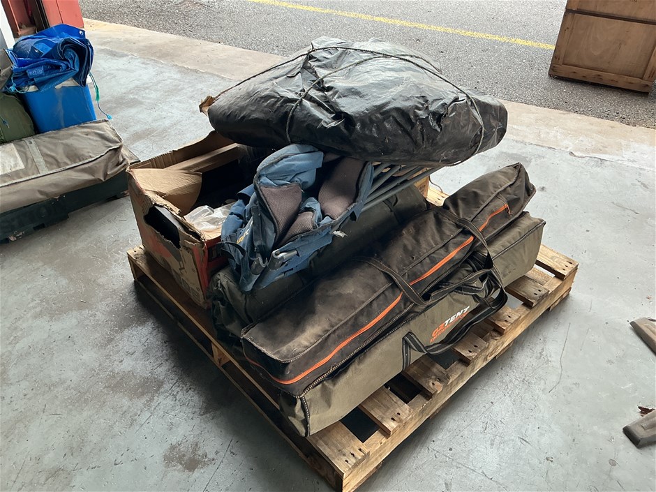 <p>Outdoor / Camping Items</p>