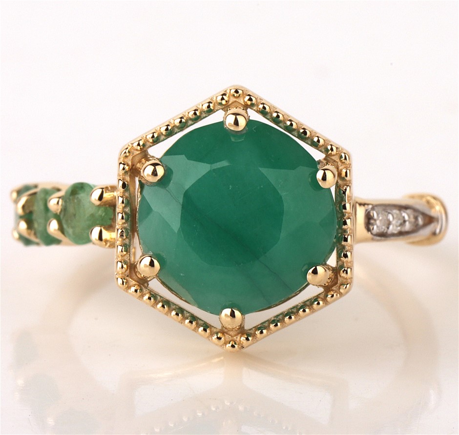 Yellow Gold Natural Emerald & Diamond Ring with Valuation