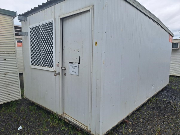 <B>6m x 3m portable building</B>