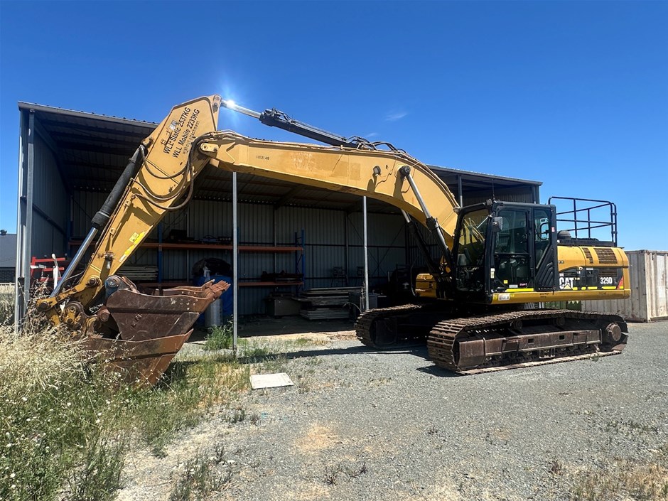 CAT 329D Hydraulic Excavator