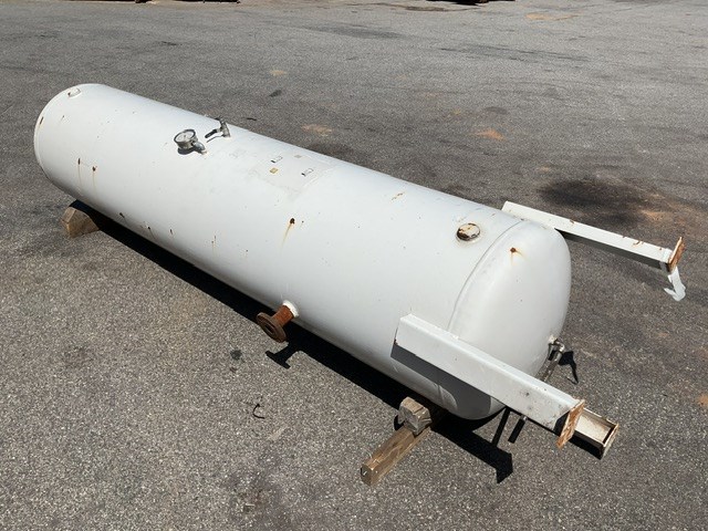 Compressed Air Storage Tank
