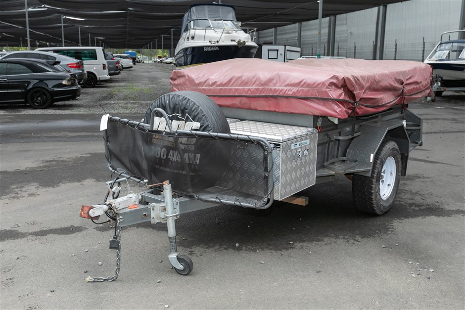 2013 Market Direct Camper Trailer