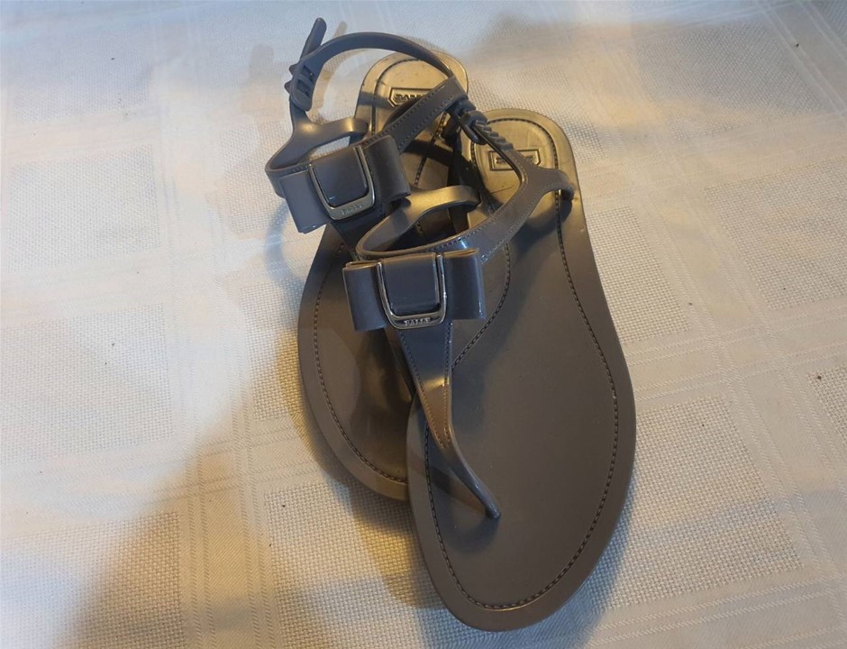 Bally Sandals Made in Italy Size 39. New