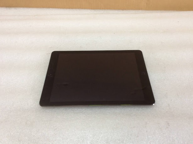 Apple iPad Air 1 (A1474) Tablet 16GB