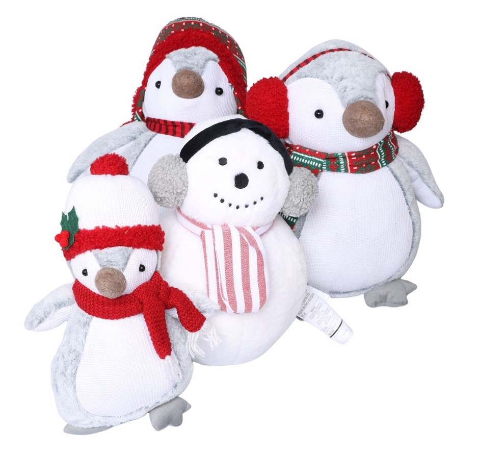 4 x Assorted SIGNATURE Christmas Plushies.