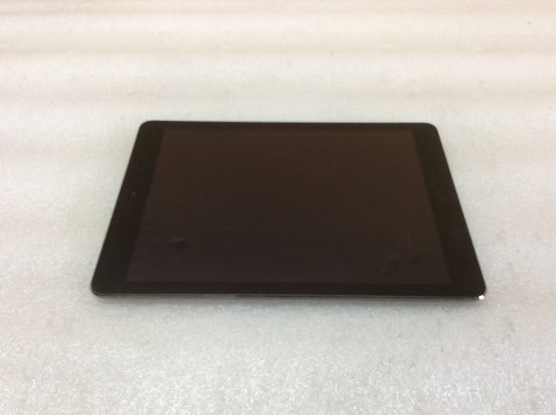 Apple iPad Air 1 (A1474) Tablet 16GB