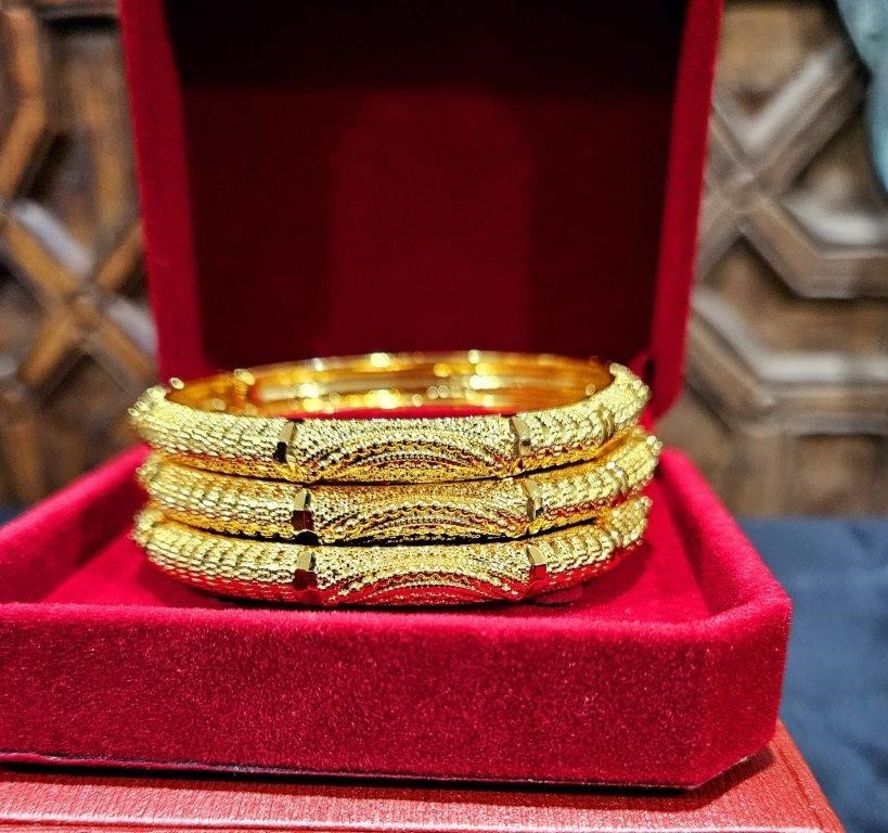 6pcs x 22KGold-filled/ITALY Triple Yellow Gold Plated Bangles with stamp