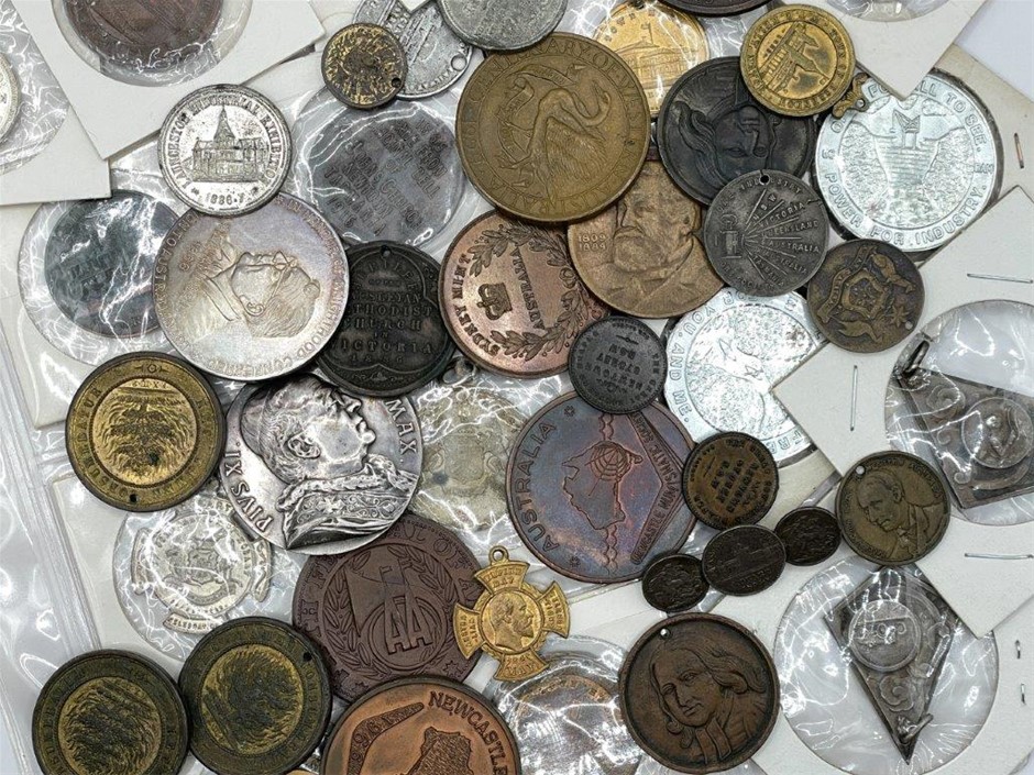 Approx. 44 x Asstd AU Commemorative Medals & Badges. c.1928-95