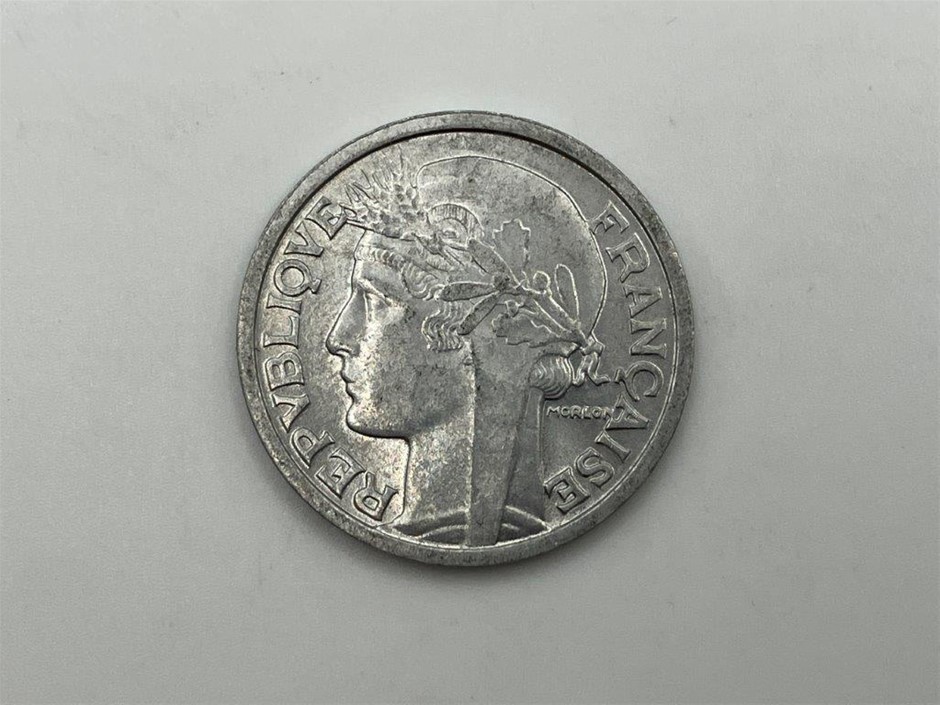 Approx 33 x Asstd Great Britain Commemorative Coins, Royal & others