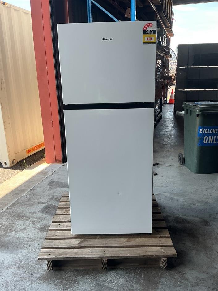 Hisense Refrigerator/Freezer 424L