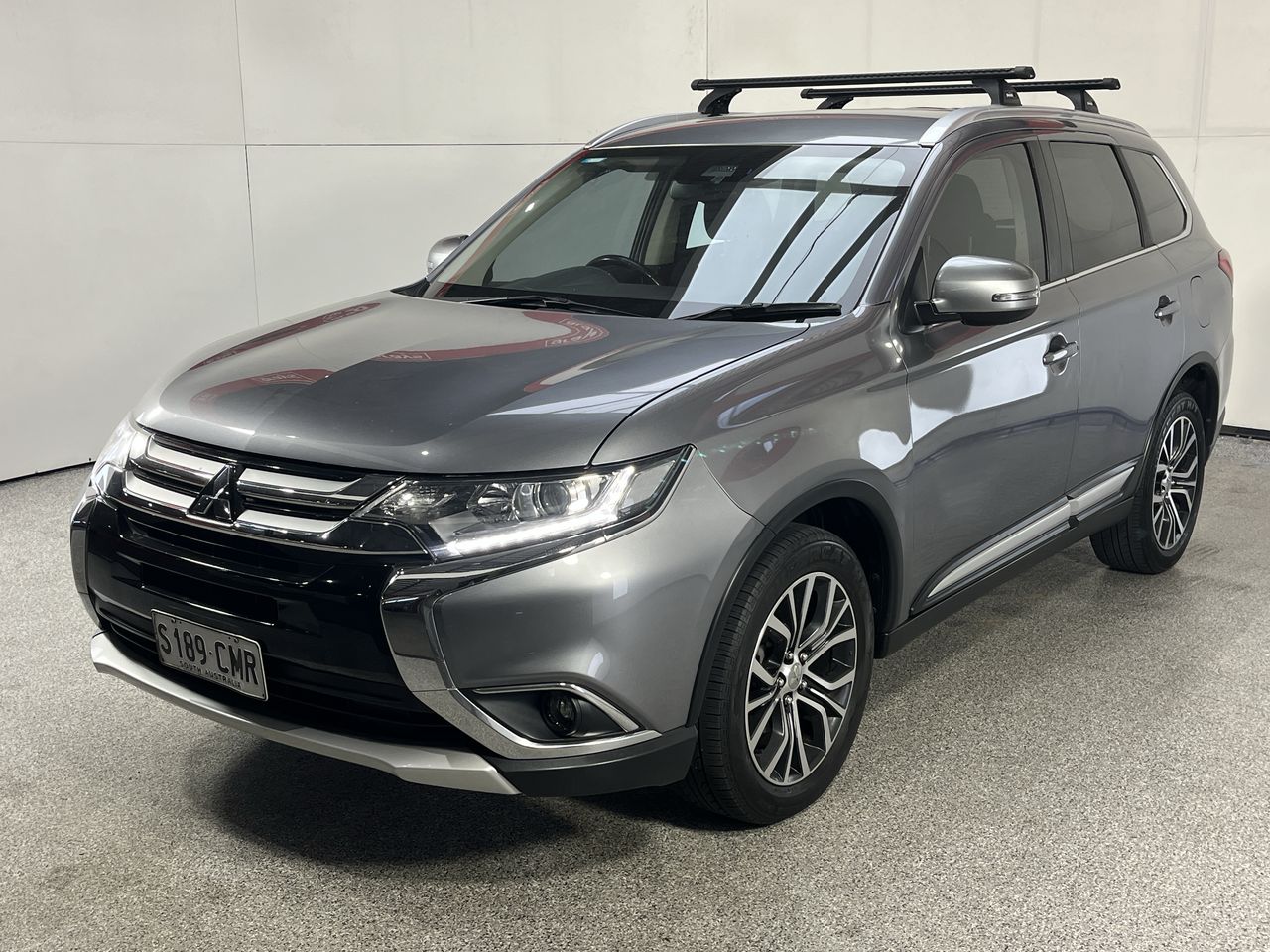 2017 Mitsubishi Outlander LS AWD ZL Turbo Diesel Automatic 7 Seats Wagon