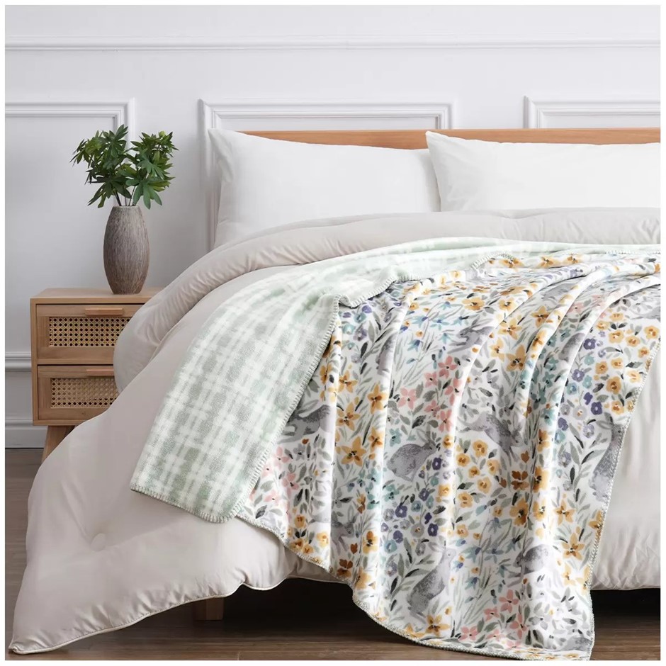FRAICHE MAISON Velvet Plush Throw 127 x 152cm Cottage Bunny