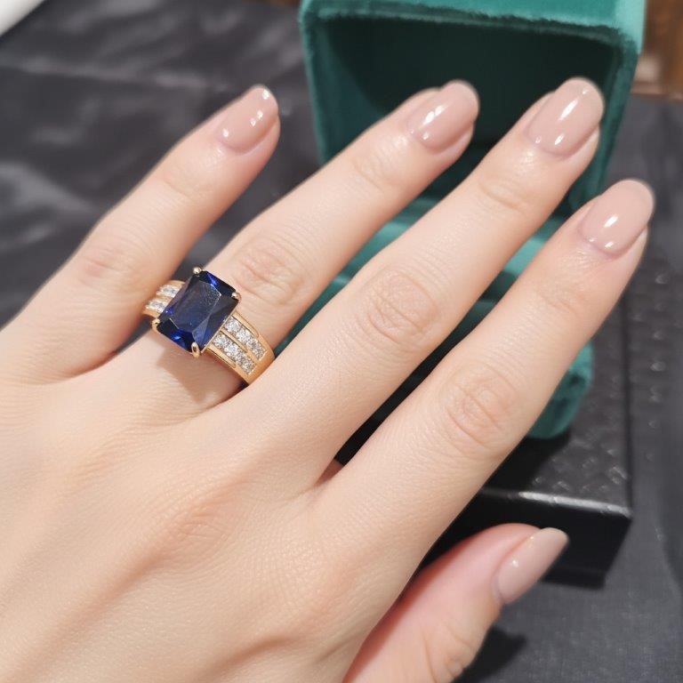 18K/Italy White Gold Filled Ring -(stamped)-Warranty Quality-8US