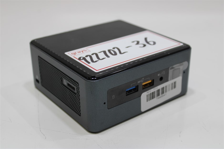 INTEL NUC8I5BEH