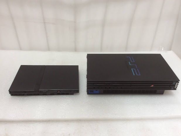 Sony PlayStation 2 SCPH-77002&SCPH-30002 R Console Black (Lot of 2)