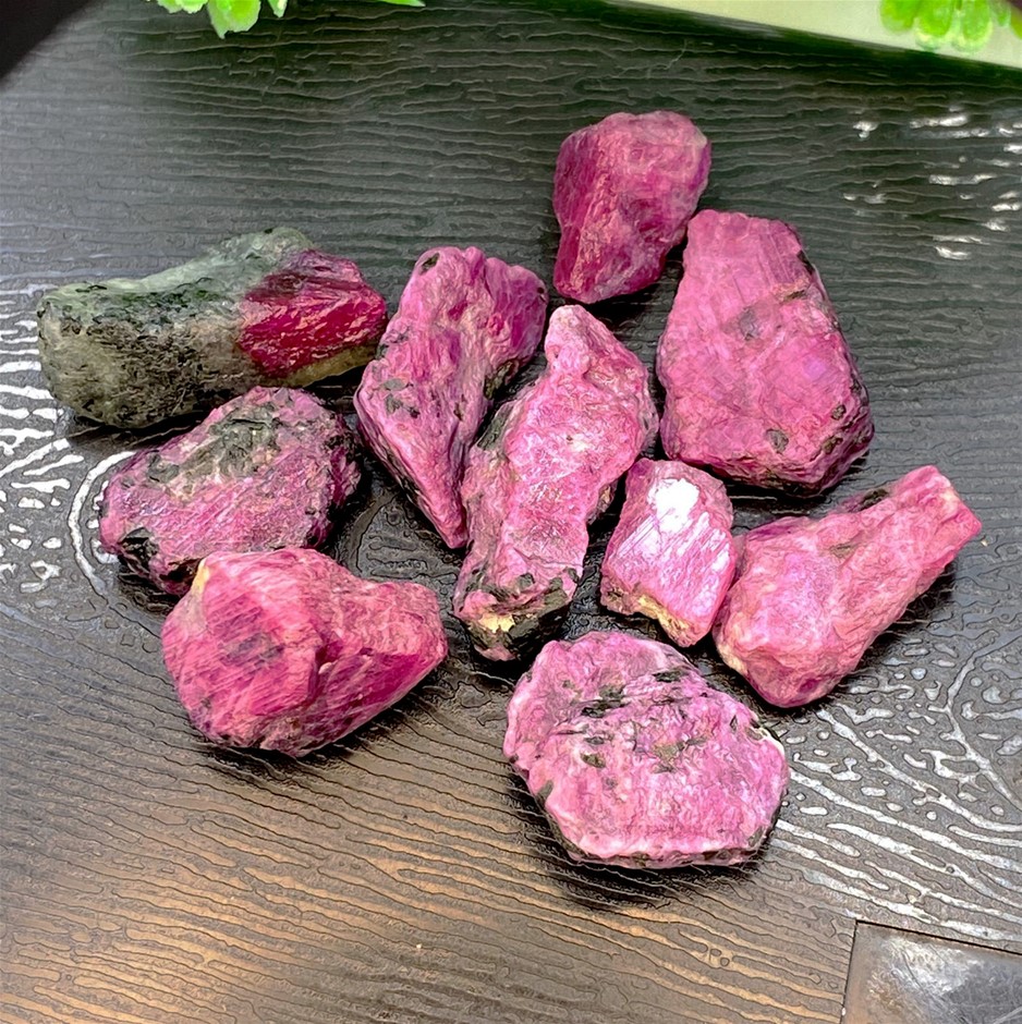 94.38 CT Lovely Reddish-Pink Natural Ruby Chunks