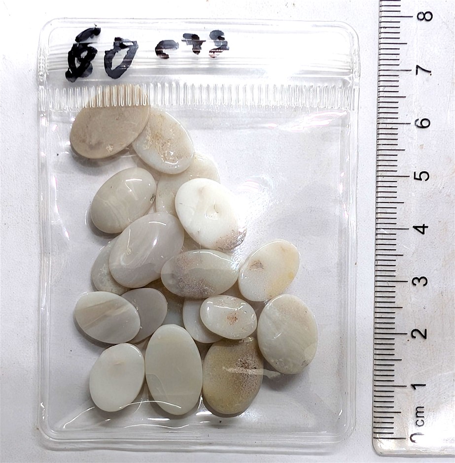 60 carats OPAL Solids Gemstones