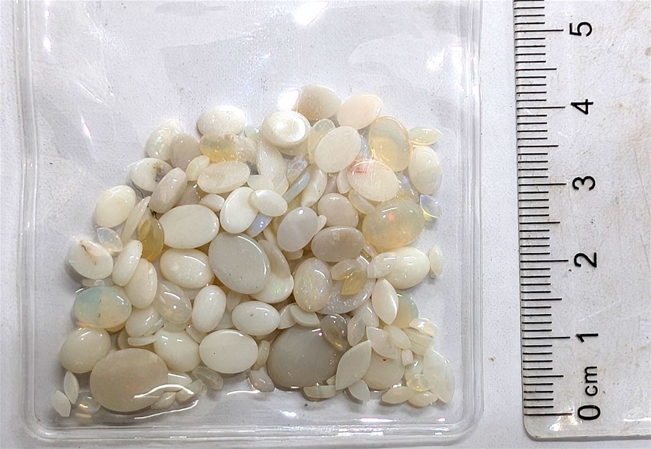 40 carats OPAL Solids Gemstones