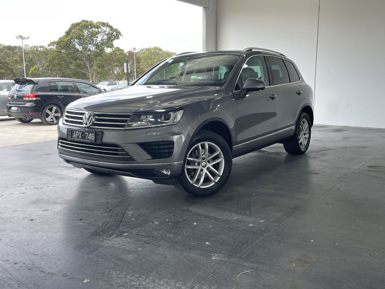 2017 Volkswagen Touareg 150TDI ELEMENT 7P Turbo Diesel Auto - 8 Speed Wagon