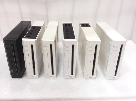 Nintendo Wii RVL-001 Console (Lot of 6)