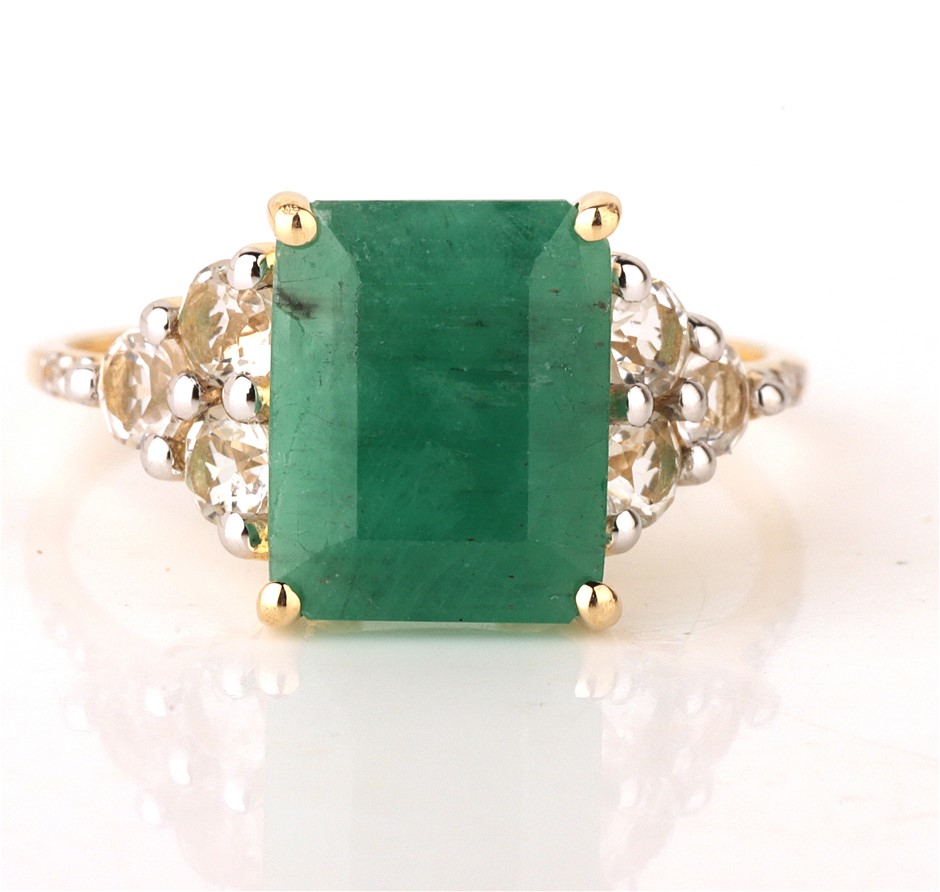 Yellow Gold Natural Emerald & Diamond Ring with Valuation