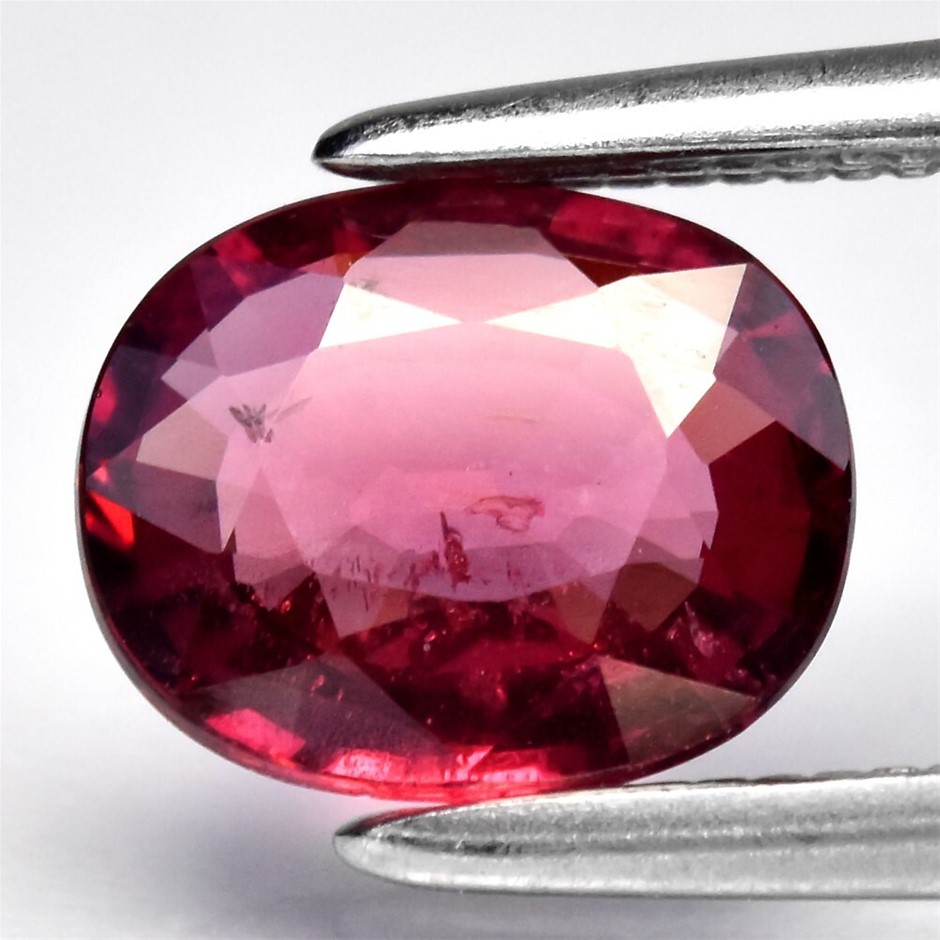 0.98ct Oval Facet Cut Purplish Pink Rhodolite Garnet Gemstone - 1Pc