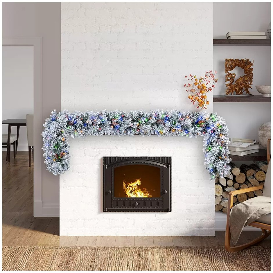 SIGNATURE Glitter Flocked Garland w/ LED Lights, 2.74m. NB: Untested