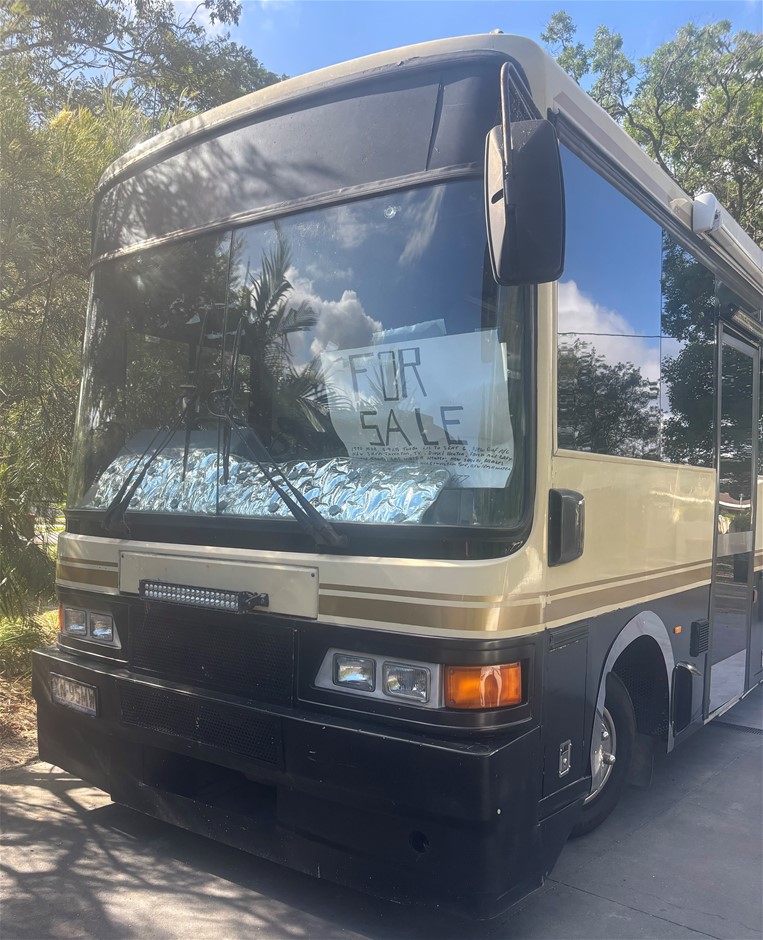 1999 Nissan Bus CMF88K-205