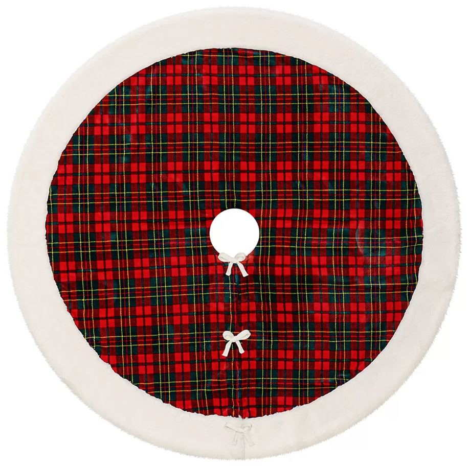 MON CHATEU Faux Fur Tree Skirt, Plaid. NB: Not in original packaging.
