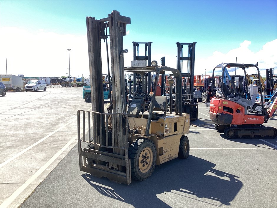 Catepillar V50D Counterbalance Forklift