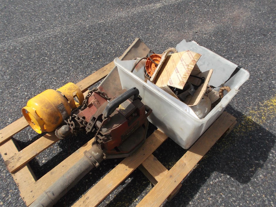 Jonsered BV32 Blower/Vacuum