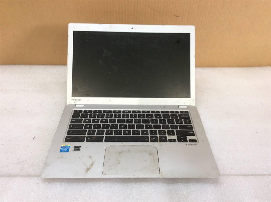 TOSHIBA Unknown CPU Laptop N2840 2GBRAM 16GB Silver
