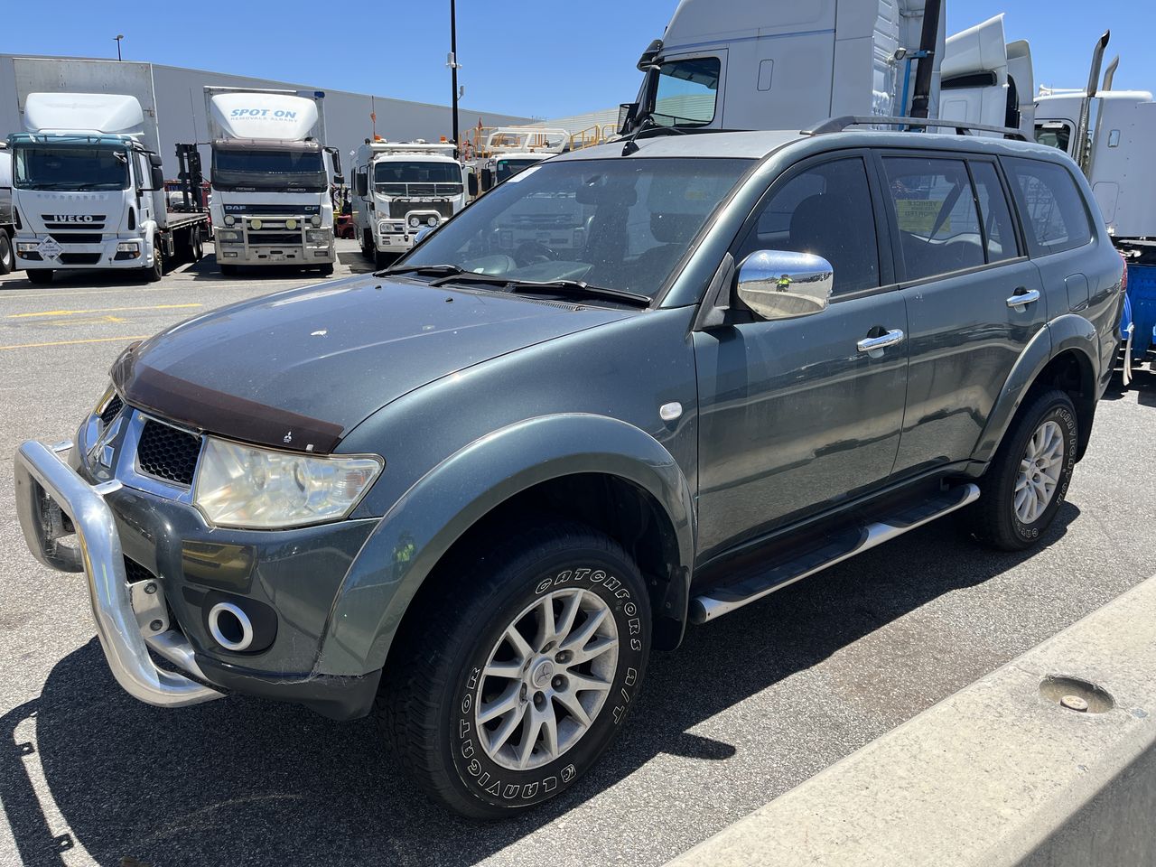 2010 Mitsubishi Challenger LS PB T/D Auto Wagon (WOVR-INSPECTED)