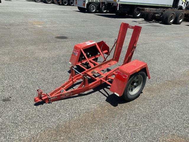 <p>Turf Cutter Single Plant Trailer</p>