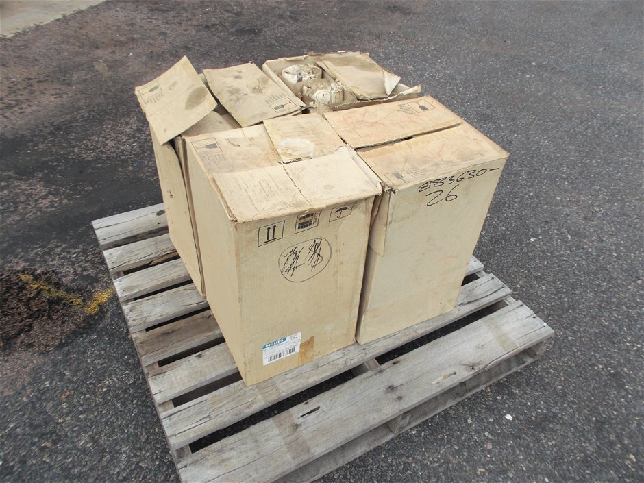 <p>Phillips Methalide Lamps</p>