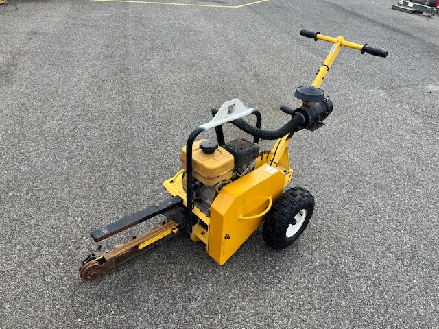 <p>Ground Hog Trencher 75x300mm </p>