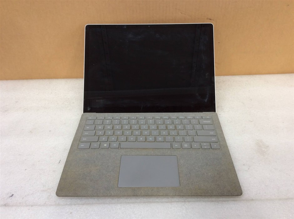 Microsoft Surface Pro 1769 Laptop i5-7200U 8GBRAM 256GB Silver