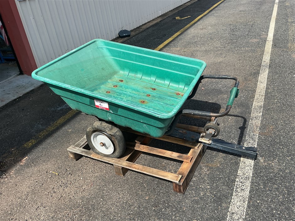 <p>Towable Tipper Trailer</p>