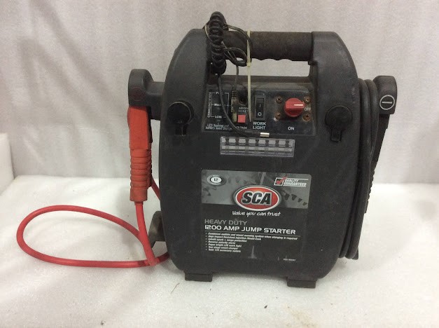 SCA Heavy Duty 1200 Amp Jump Starter