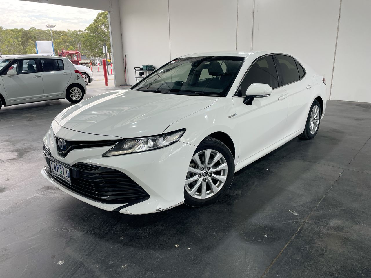 2019 Toyota Camry ASCENT HYBRID AXVH71R CVT Sedan