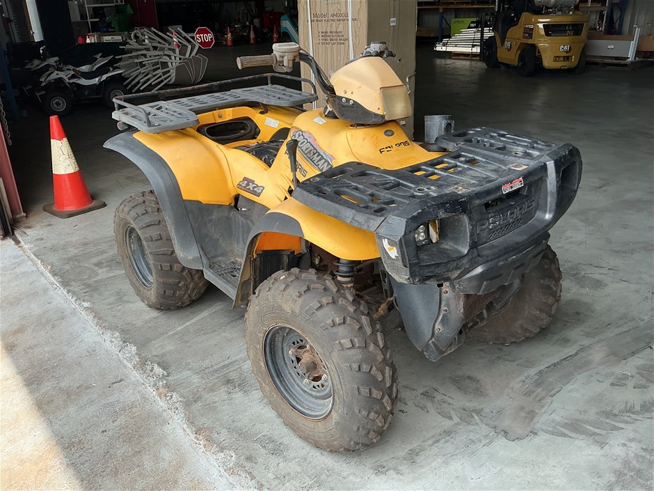Unreserved Circa 2002 Polaris 4x4 700 Quad
