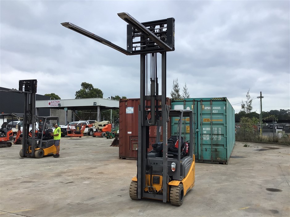 <p>Jungheinrich  EFG218K Electric  3 Wheel Counterbalance Forklift</p>