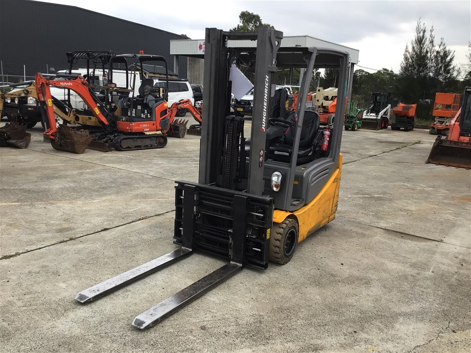 <p>Jungheinrich EFG218k Electric 3 Wheel Counterbalance Forklift</p>