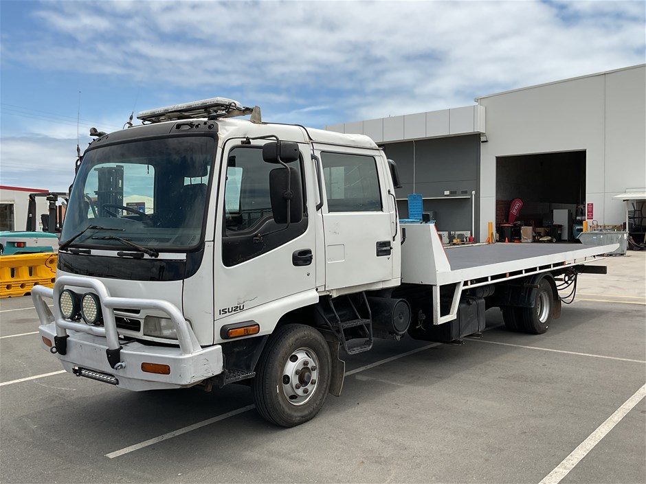 2004 Isuzu Frr 4 X 2 Tilt Tray Truck