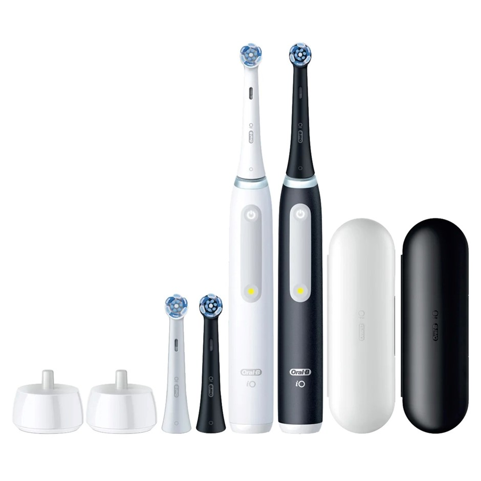 ORAL-B 2pk iO Series Professional Clean Electric Toothbrush. NB: Used, not